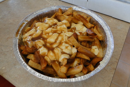 Poutine brune - Le Petit Bedon Gourmet (L�vis Saint-Nicolas) - MaPoutine.ca