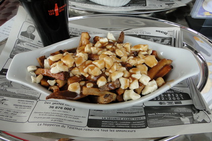 Poutine classique - Le Snack Resto (Qu�bec) - MaPoutine.ca