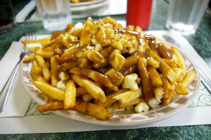 Grosse poutine - Rendez-Vous Chez Lysane (Saint-Hyacinthe, Qu�bec)