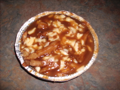 Poutine extra sauce - Valentine (Laval) - MaPoutine.ca