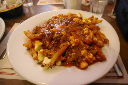 Poutine Chez G�rard sauce BBQ - Chez G�rard (Saint-Georges) - MaPoutine.ca