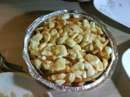 Poutine - Pizz�ria Chateaudun (Trois-Rivi�res) - MaPoutine.ca