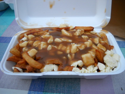 Poutine (moyenne) - Betty Lunch (Thetford Mines, Qu�bec)