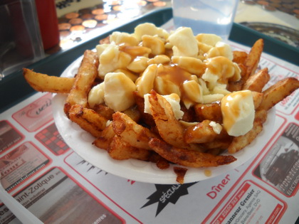Poutine r�guli�re - Le Spot (Les-Coteaux) - MaPoutine.ca