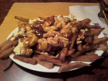 Poutine - Le Montagnais (Saint-Tite-Des-Caps, Qu�bec)